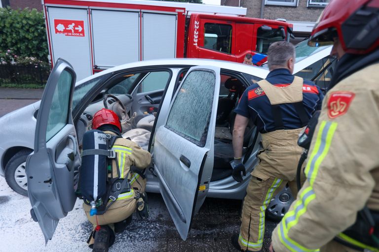 Autobrand in Eindhoven (Foto: Arno van der Linden/SQ Vision)