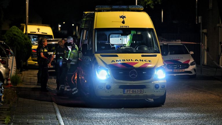 De hulpverleners konden niets meer voor het slachtoffer betekenen (foto: SQ Vision).