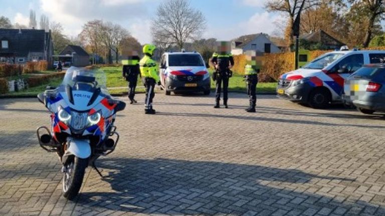 De verkeerscontrole vond plaats op de Molenweg in Eersel (foto: Instagram politie Ine).