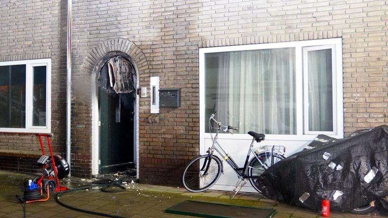 Een correspondent vermoedt dat het huis voorlopig onbewoonbaar zal zijn (foto: Bart Meesters).