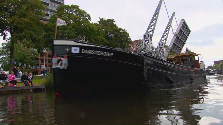 Vrachtschepen bij Sail Tilburg in de Piushaven