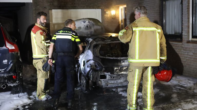 Hoe de brand in Breugel kon ontstaan, wordt onderzocht (foto: Sander van Gils/SQ Vision).