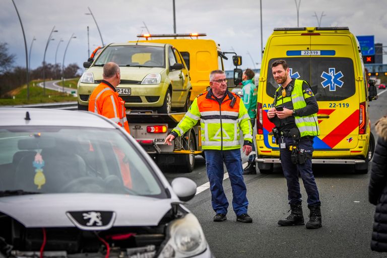 Hoe het ongeluk op de A2 kon gebeuren, wordt onderzocht (foto: SQ Vision).