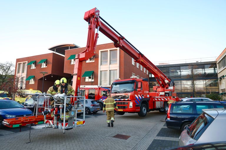 De hoogwerker bleek uiteindelijk niet nodig (foto: Sander van Gils/SQ Vision).