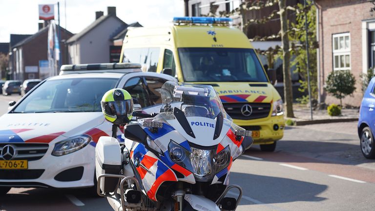 Na het ongeluk in Dongen werden meerdere hulpdiensten opgeroepen (foto: Jeroen Stuve/SQ Vision).