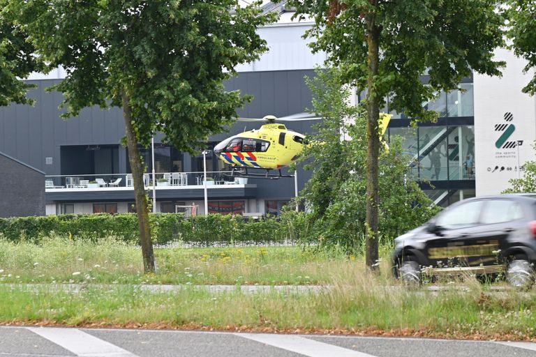 De ingeschakelde traumahelikopter (foto: Perry Roovers/SQ Vision).