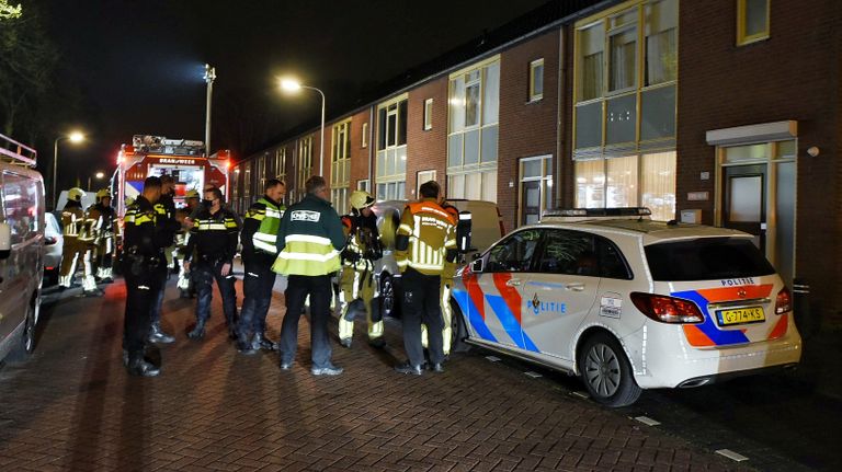 Vanwege de brand in Tilburg werden meerdere hulpdiensten opgeroepen (foto: Toby de Kort/SQ Vision).