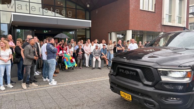 Leandro geniet van de speciaal voor hem georganiseerde tocht (foto: Imke van de Laar).