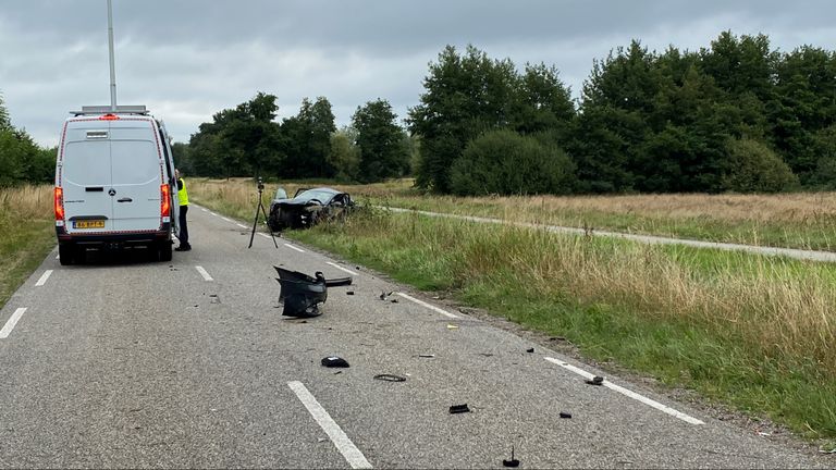 Onderzoek op de plek van het ongeluk (foto: Jan Peels).