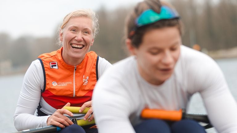 Een lachende Lisa Scheenaard. (Foto: Susanne Ottenheym voor TeamNL Roeien)