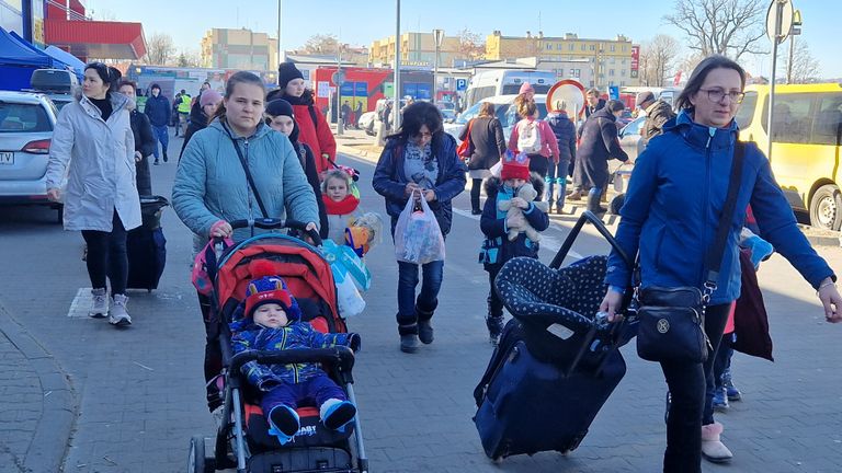 Oekraïners op de vlucht ( foto: Noël van Hooft)