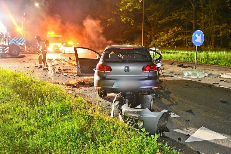 De ravage op de weg was groot (foto: Rico Vogels/SQ Vision).