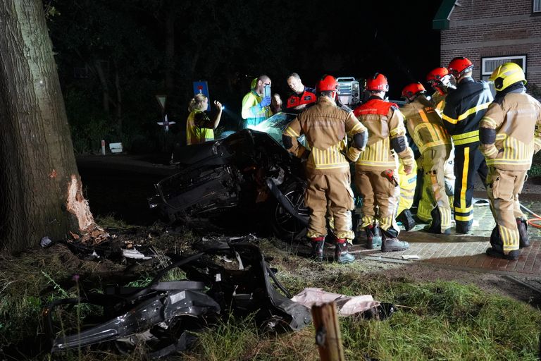 Er werden veel hulpverleners ingeschakeld (foto: Jeroen Stuve/SQ Vision).