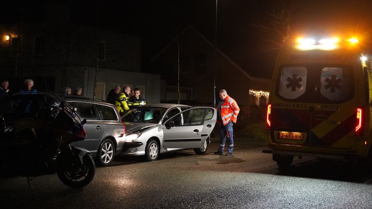 Automobilist krijgt epileptische aanval en botst (foto: Jeroen Stuve/SQ Vision).