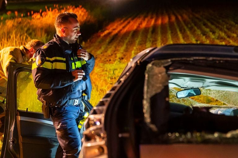 Een groep fietsers herkende de auto en vertelde de politie van wie die is (foto: Gabor Heeres/SQ Vision).