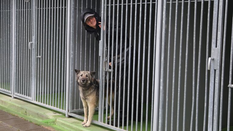 Hondentrainer Alette met Toos. (Foto: Karin Kamp)