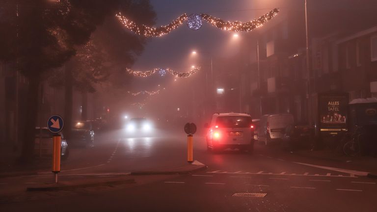 Mist in Tilburg foto: Corrado Francke).