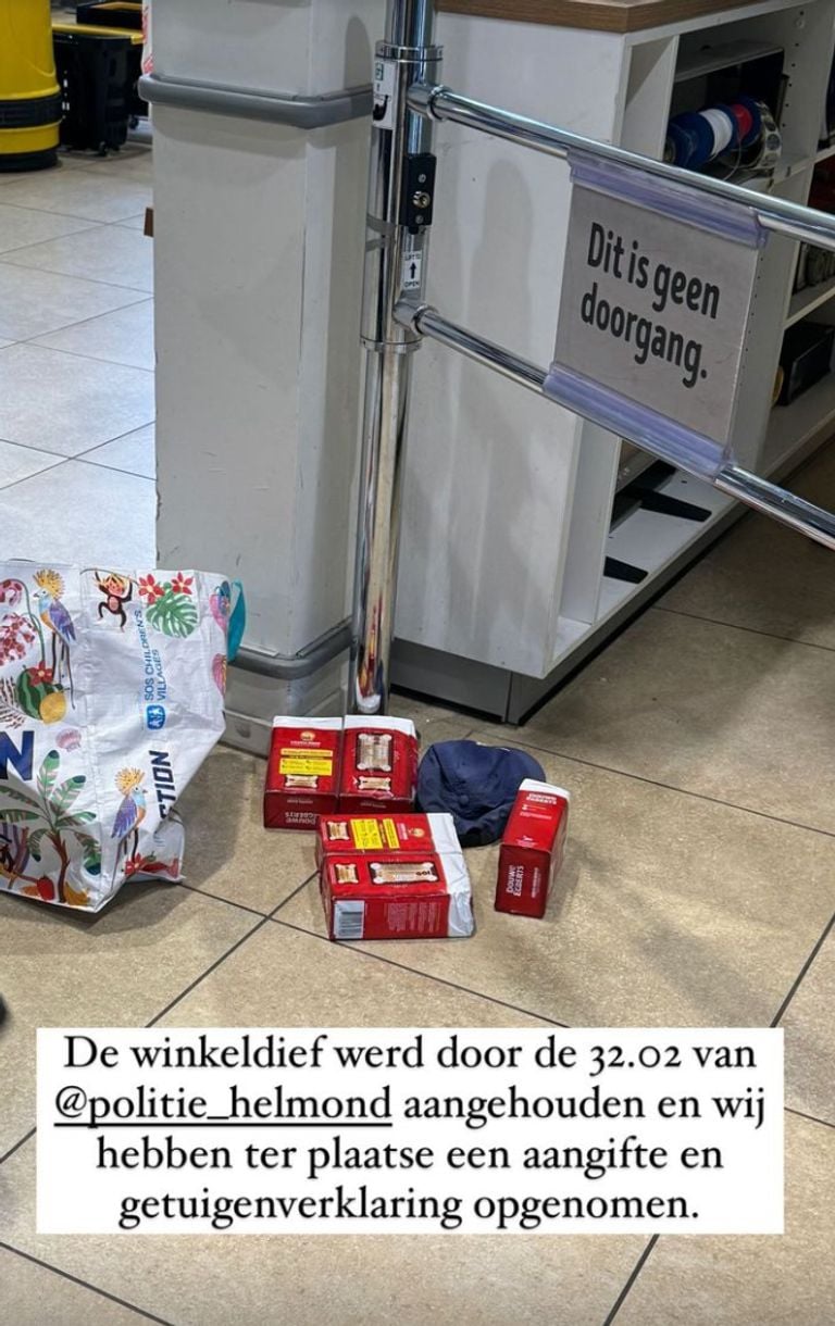 De agressieve winkeldief is aangehouden (foto: Instagram wijkagenten Helmond binnenstad).