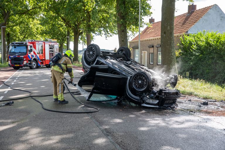 Er was één brandweerwagen ingeschakeld foto: Christian Traets/SQ Vision).