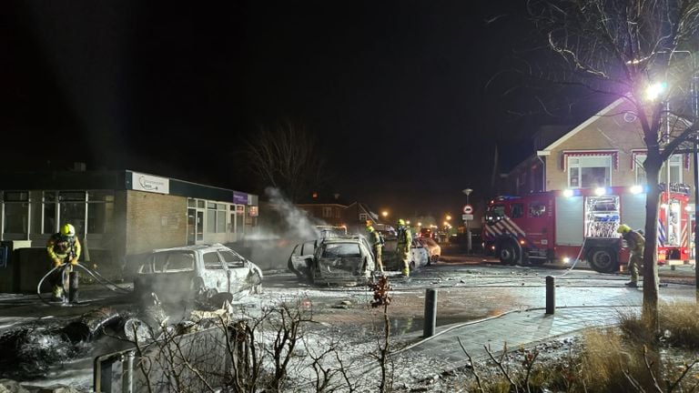 Een slagveld in Veen na de jaarwisseling (foto: SQ Vision).