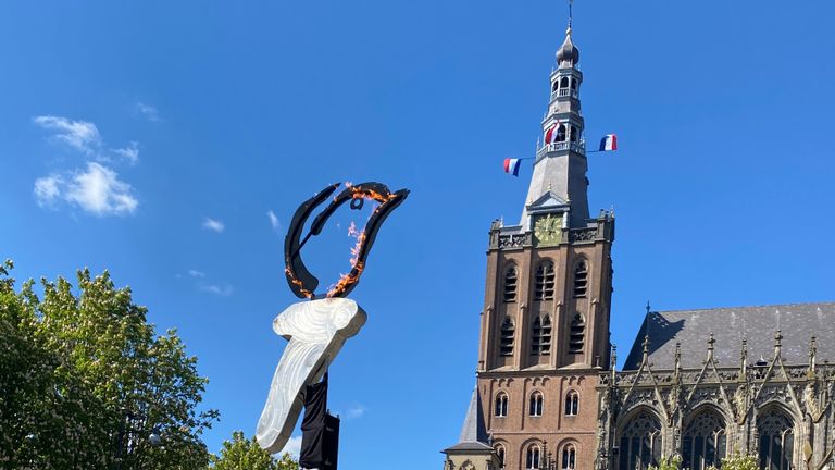 Het bevrijdingsvuur in Den Bosch (foto: Jan Peels).