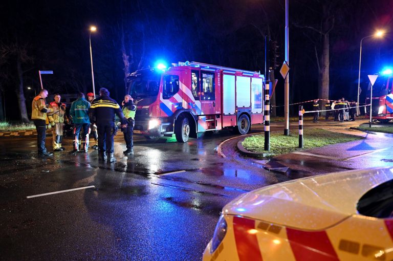 Het kruispunt werd na het ongeluk afgezet (foto: SQ Vision).