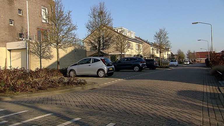 Hier hadden de daders vermoedelijk een auto staan (foto: Opsporing Verzocht).