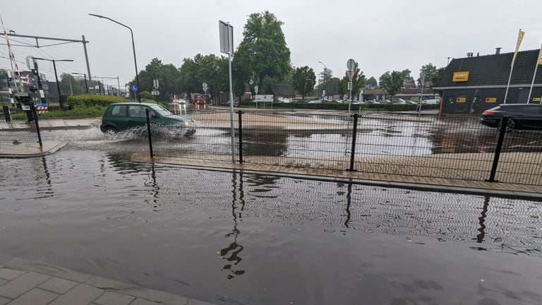 Wateroverlast in Oisterwijk (foto: Roel de Brouwer).