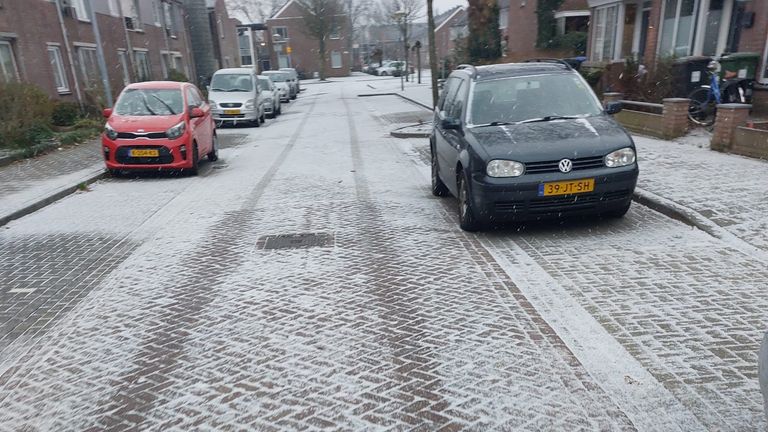 Sneeuw in Eindhoven (foto: Samira Pasveer).