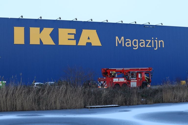 De zoektocht was vlakbij het magazijn van Ikea (foto: Sander van Gils/SQ Vision).