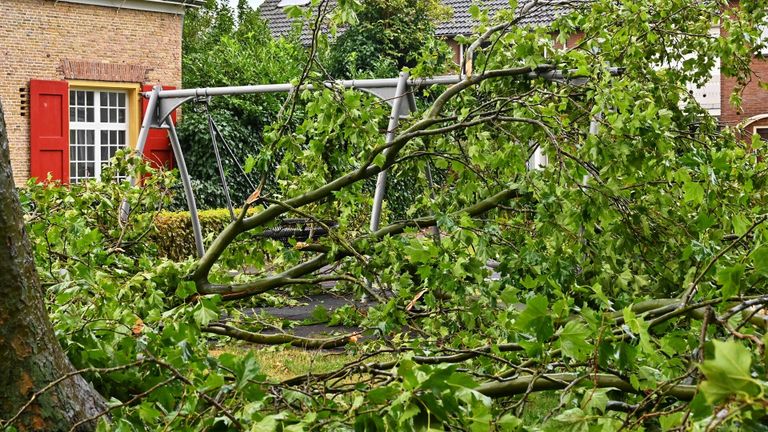 Een speeltuin aan de Rochussenlaan in Etten-Leur (foto: Tom van der Put/SQ Vision).