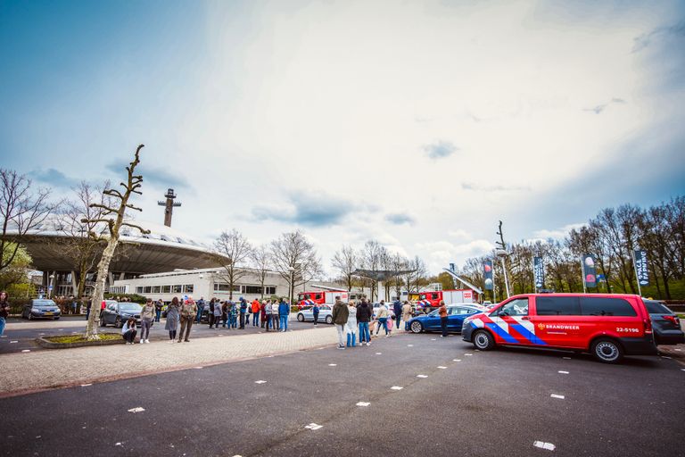 Tientallen mensen moesten het Evoluon verlaten (foto: SQ Vision).