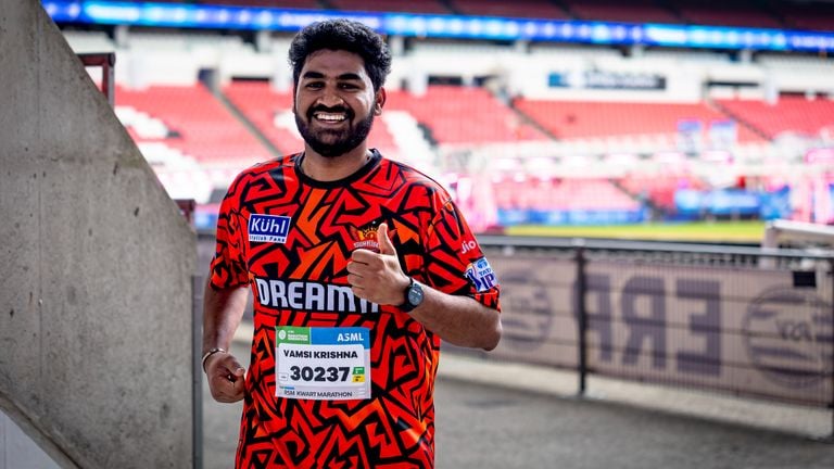 Een deelnemer aan de ASML Marathon Eindhoven (foto: Marcel van Dorst, Eye4images).