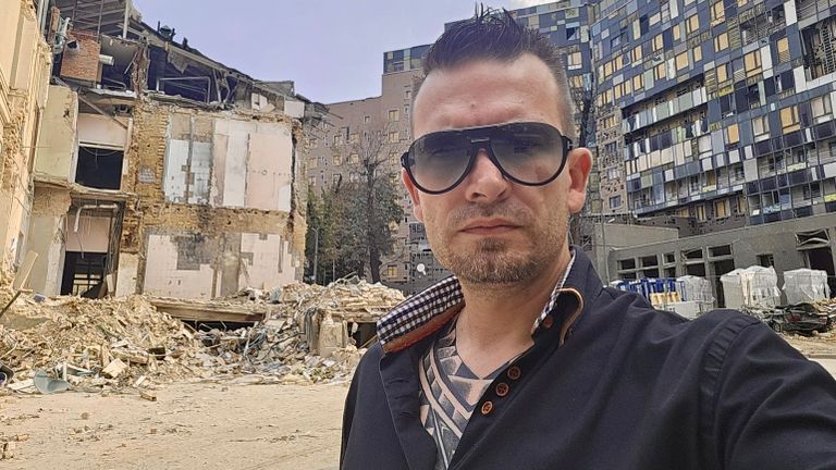 Oscar zag afgelopen zomer de gevolgen van een raketinslag in Kiev 