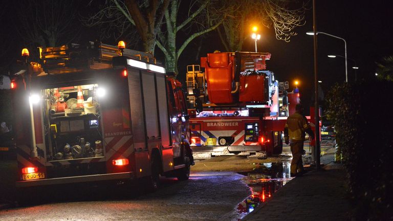 Er werden meerdere brandweervoertuigen opgeroepen (foto: Perry Roovers/SQ Vision Mediaprodukties).