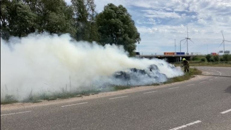 Het rookte flink (foto: Veiligheidsregio Midden- en West-Brabant).