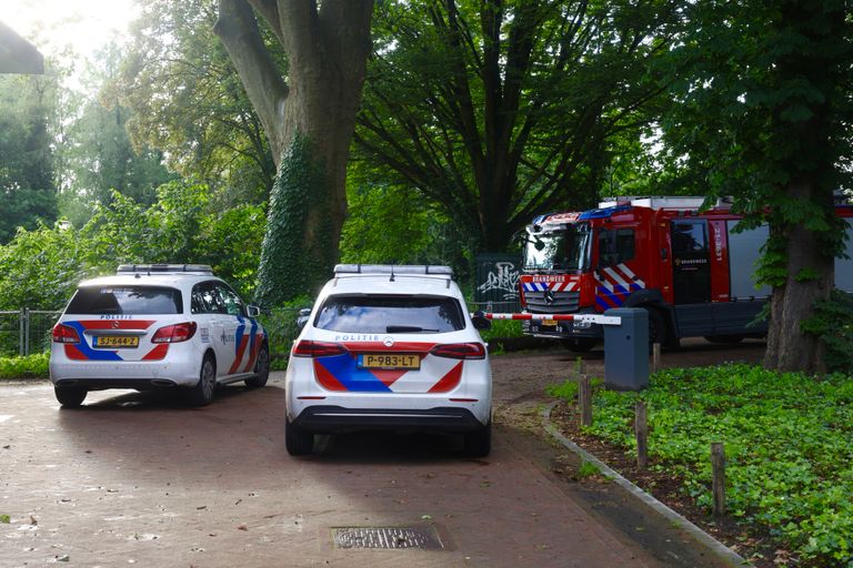 Een deel van het gebied rondom het Dommelpad was even afgesloten (foto: Sander van Gils/SQ Vision).