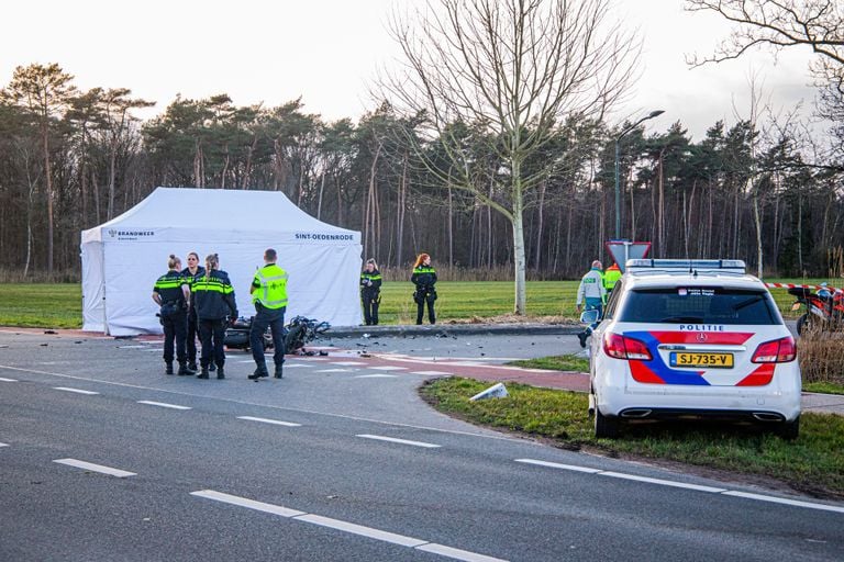 Op de plek van het ongeluk werd een scherm geplaatst (foto: SQ Vision).