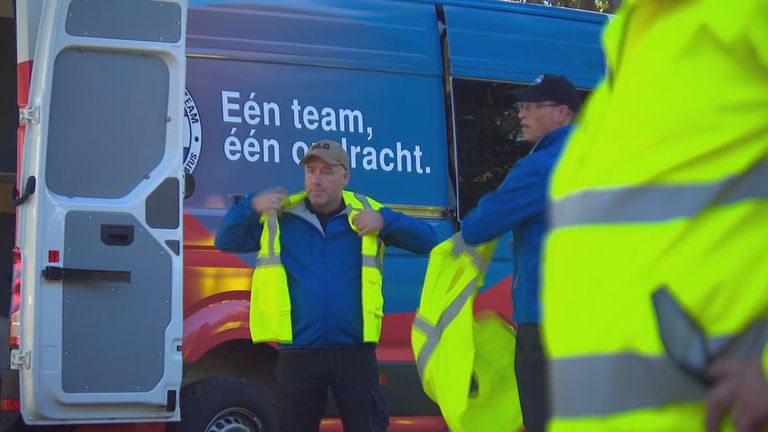 Vrijwilligers VST maken zich klaar voor de zoekactie