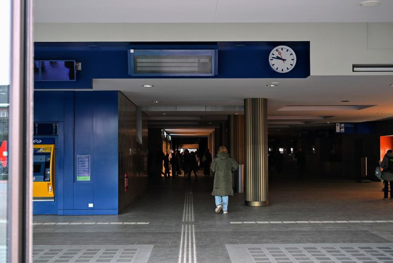 Geen stroom op het station (foto: Tom van der Put/SQ Vision).