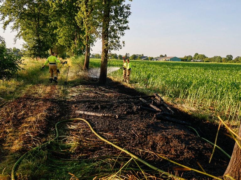 De brandweer wist erger te voorkomen (foto: Addy Smits/Persbureau Heitink).