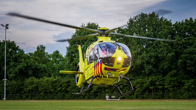 Er werd ook een traumahelikopter ingeschakeld (foto: Perry Roovers/SQ Vision).