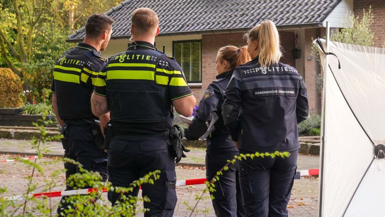 Wat de man in Bakel precies overkomen is, wordt onderzocht (foto: Harrie Grijseels/SQ Vision).