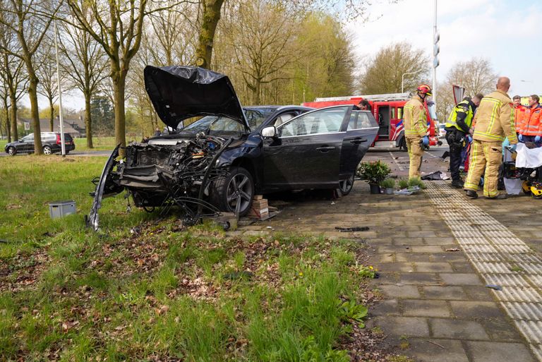 De aanrijding vond plaats op de Deense Hoek in Lieshout (foto: Harrie Grijseels/SQ Vision).