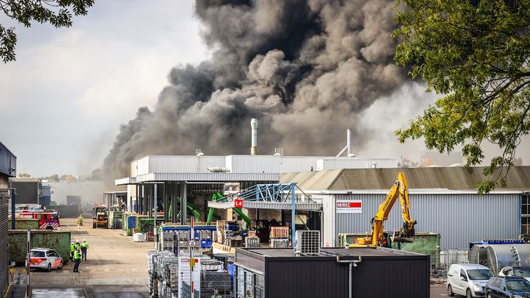 Hulpdiensten rukten massaal uit (Foto: Sem van Rijssel/SQ Vision)