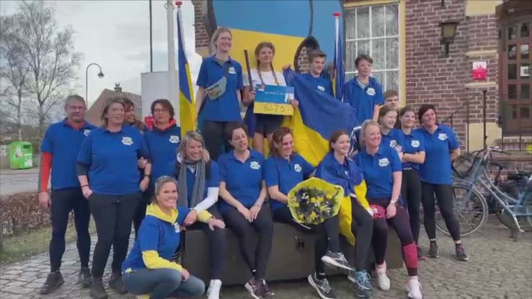 De deelnemers aan de estafetteloop (foto: Lizzy van de Gracht).