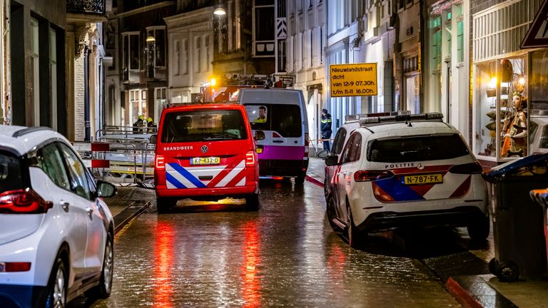 Verschillende hulpdiensten werden opgeroepen vanwege het gaslek in Tilburg (foto: Jack Brekelmans/SQ Vision).