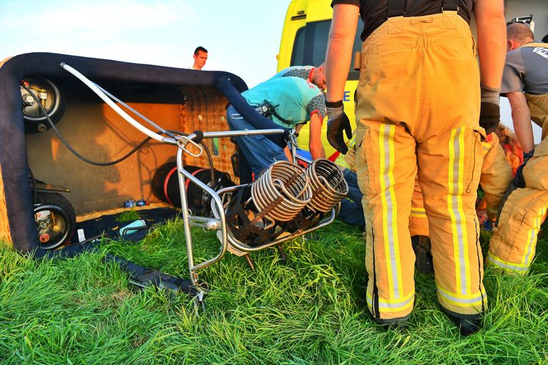 Ambulance en brandweer in actie (foto: Rico Vogels/SQ Vision).