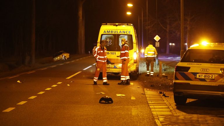 Het slachtoffer werd met een ambulance naar een ziekenhuis in België gebracht (foto: Christian Traets/SQ Vision).