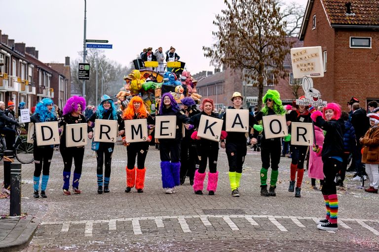 'Meej zun-n-alle deurmekoare' was het motto in Zevenbultenland, gemeente Zevenbergen. (foto: Eye4Images).